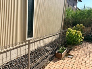 木製目隠しフェンス（メッシュフェンス用）