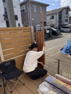 木製目隠しフェンス（メッシュフェンス用）簡単取付け2-2