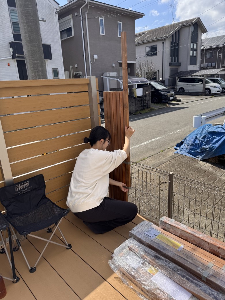 木製目隠しフェンス（メッシュフェンス用）
