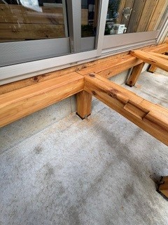DIYで作成したウッドデッキ（サイプレス）