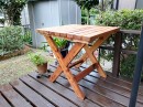 10年前に作ったウッドデッキにテーブルを追加（レッドシダー）