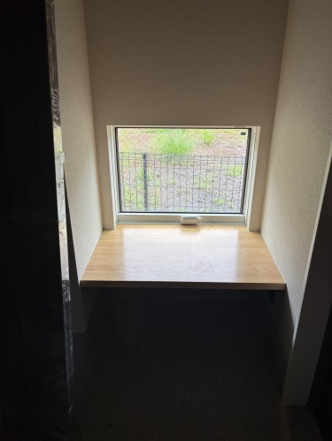 木製目隠しフェンス（メッシュフェンス用）設置前