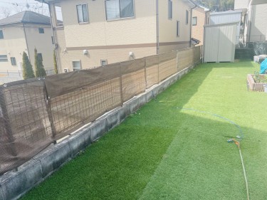 木製目隠しフェンス（Before)